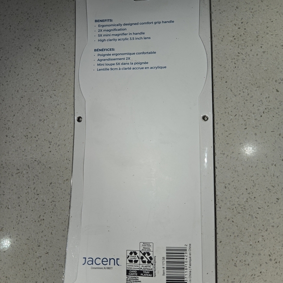 Extra Large Black Magnifier - Picture 2 of 3